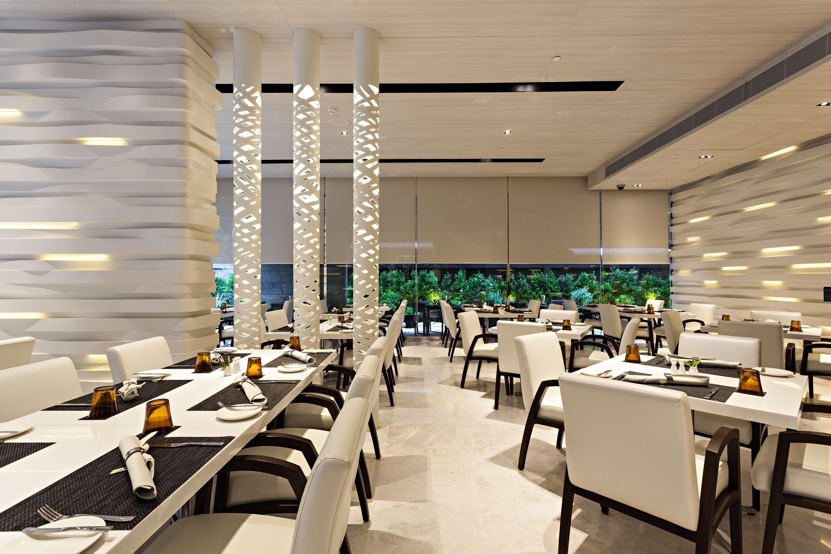 Hyatt Place Bangkok Sukhumvit 1 Exterior foto