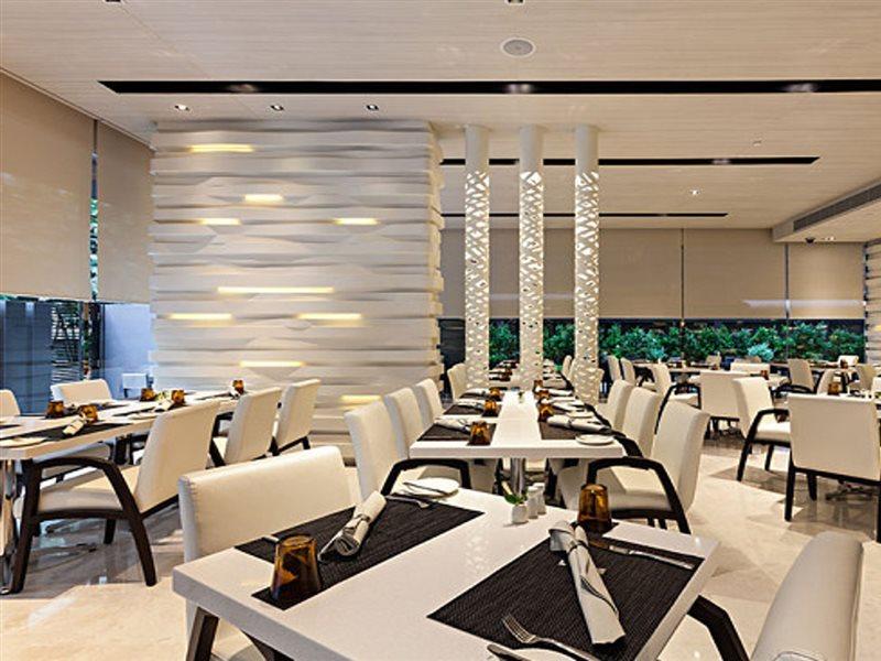 Hyatt Place Bangkok Sukhumvit 1 Exterior foto