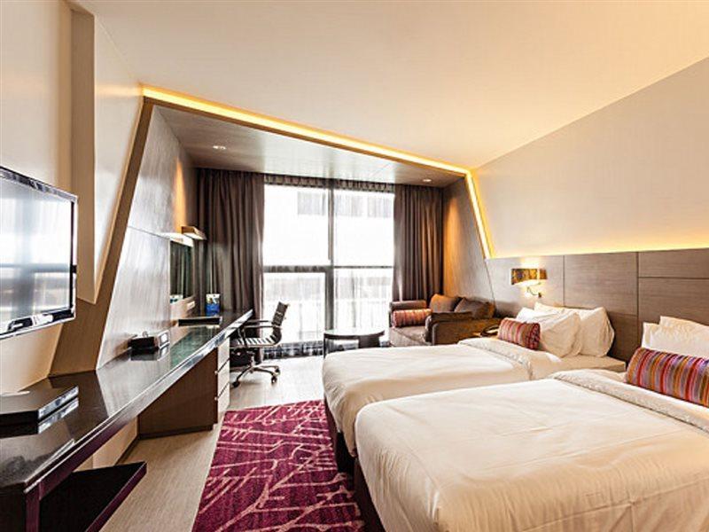 Hyatt Place Bangkok Sukhumvit 1 Exterior foto